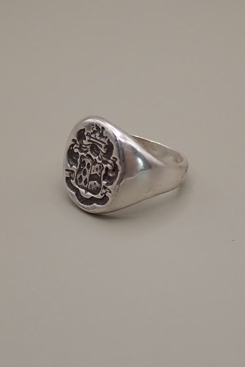 SILVER CREST ARM RING