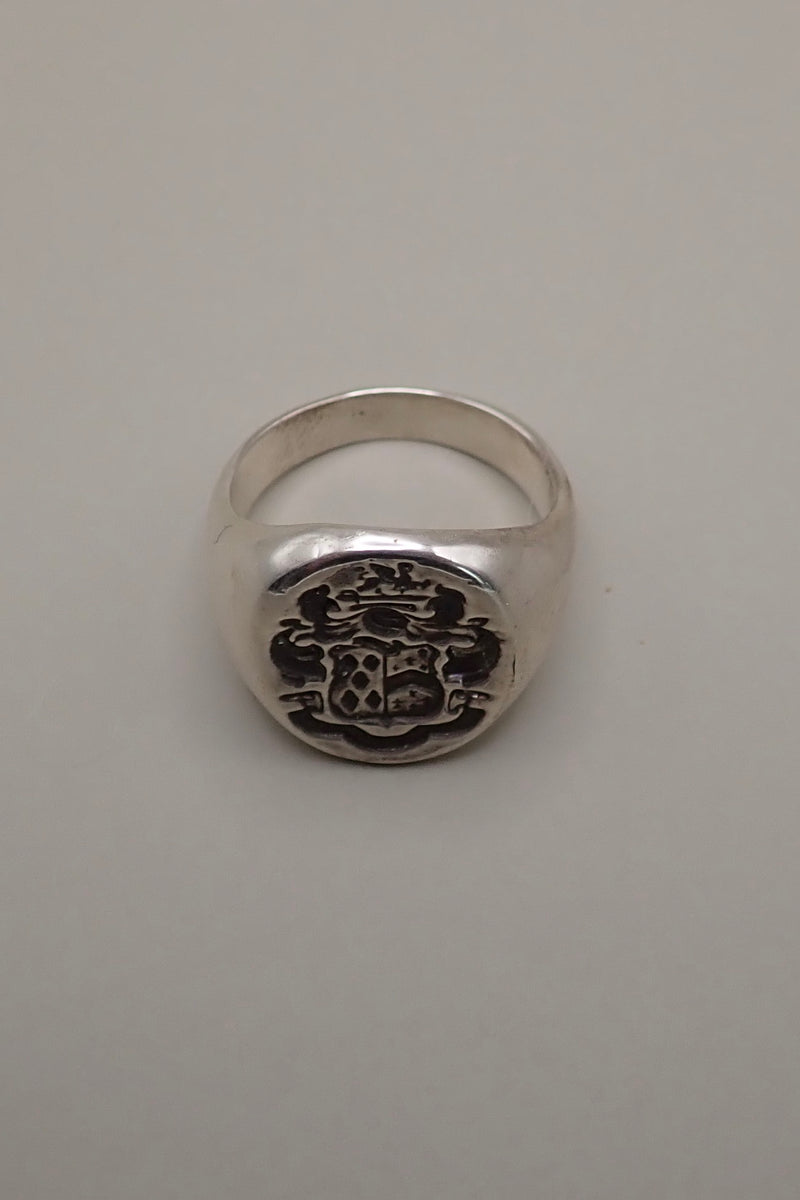 SILVER CREST ARM RING