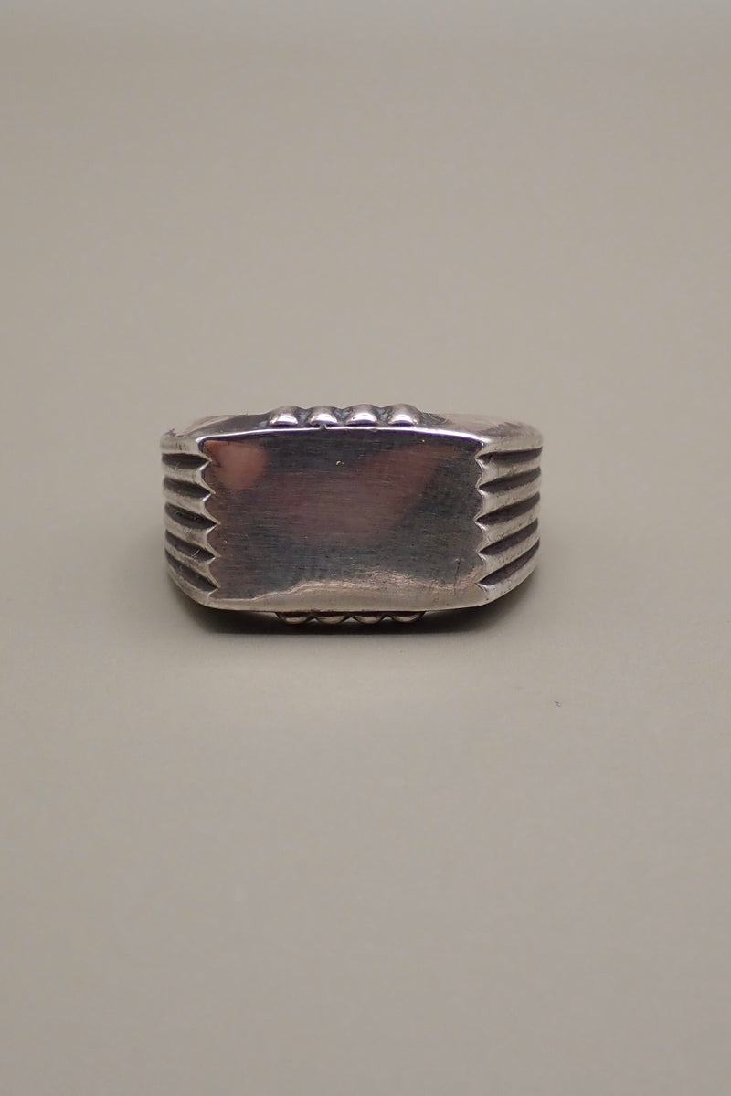 PINKY RING