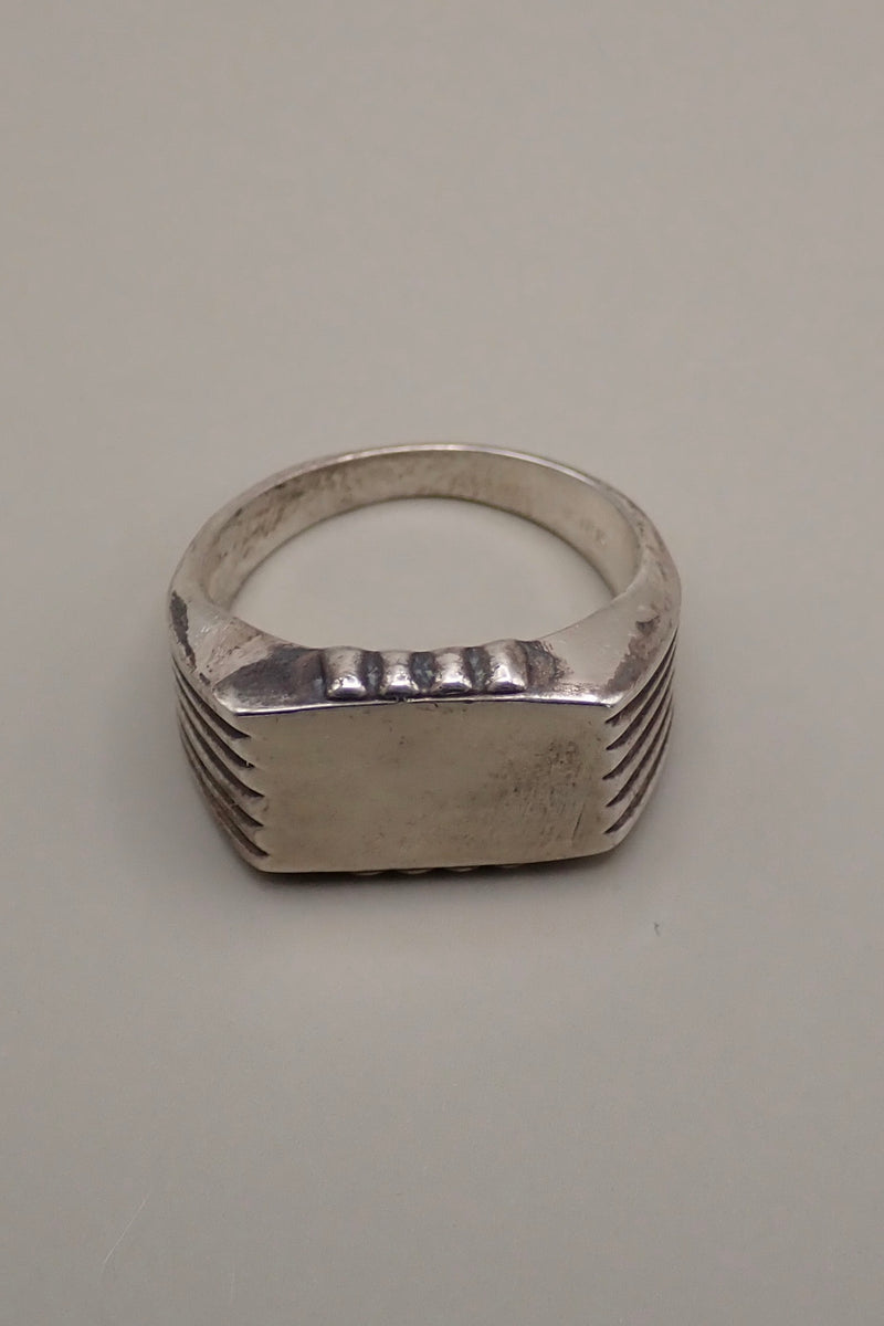 PINKY RING