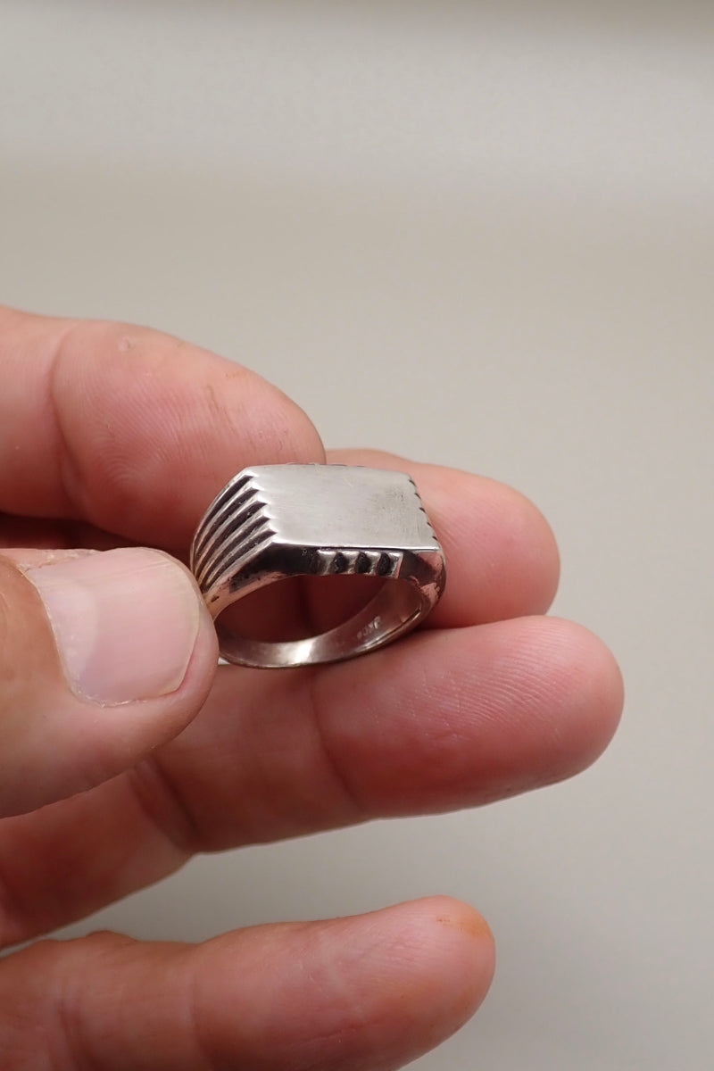 PINKY RING