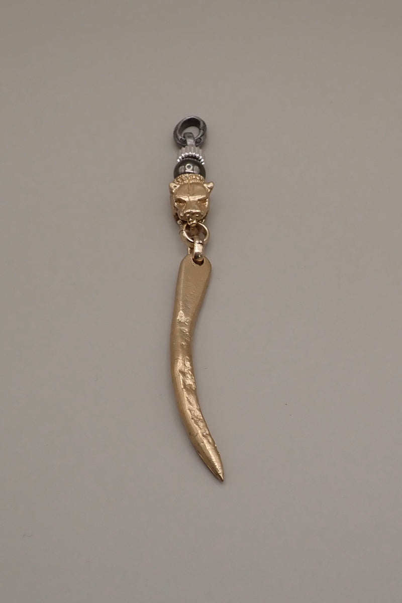 LION HEAD LONG TOOTH PENDANT