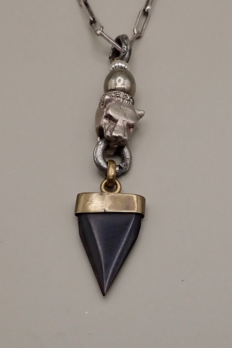 LION BLACK TOOTH