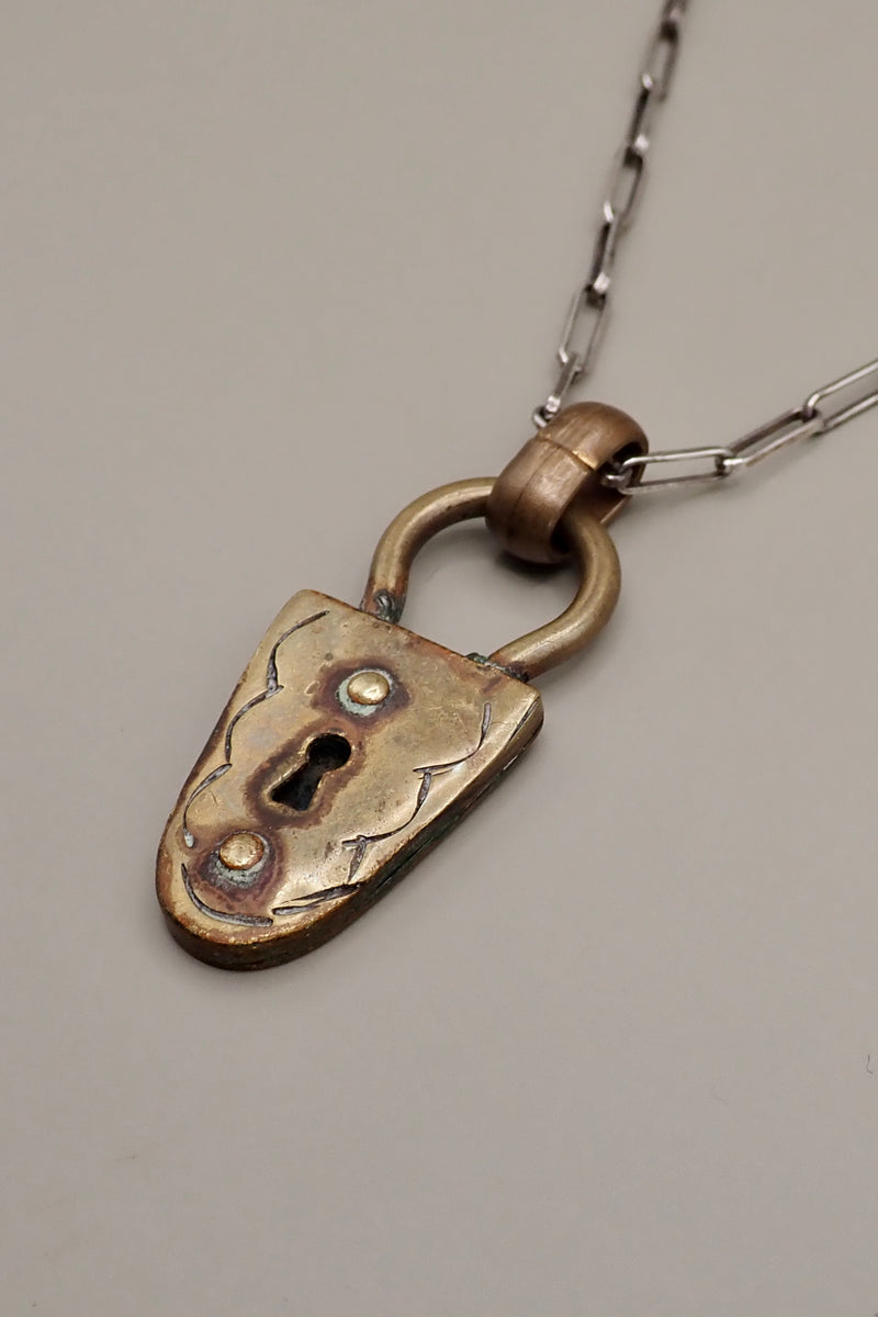 PADLOOK PENDANT  II