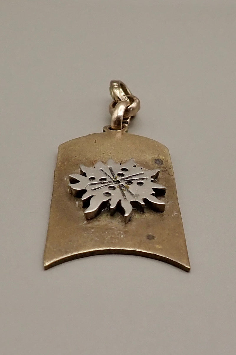 THE CHAKANA CROSS