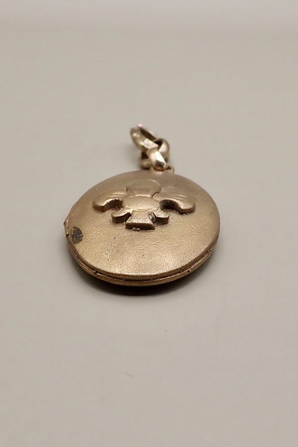 FLEUR DE LIS PENDANT