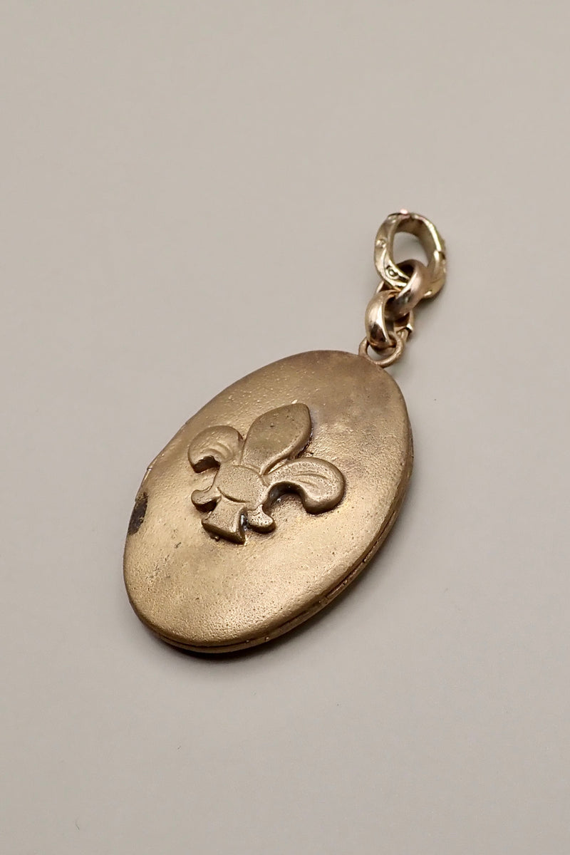 FLEUR DE LIS PENDANT