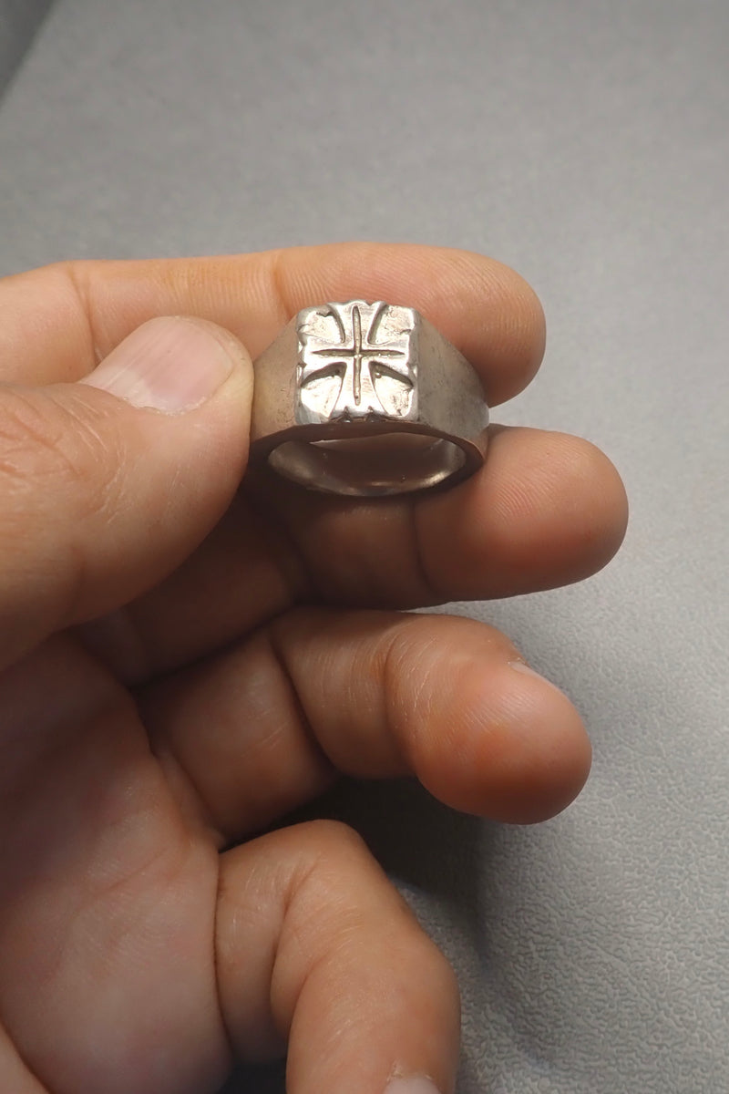 TEMPLAR CROSS RING