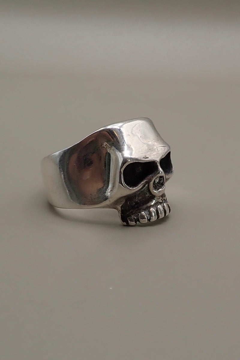SKULL RING III