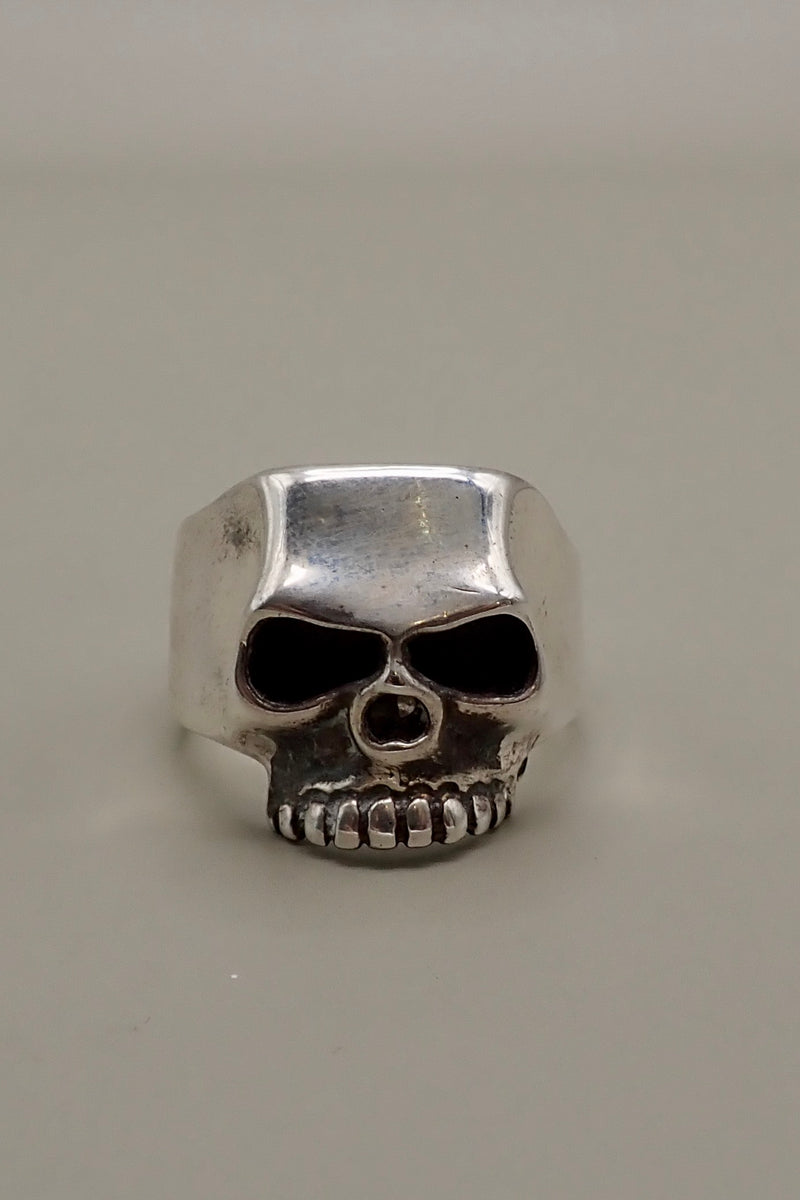 SKULL RING III