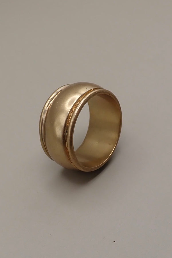 BRONZE BAND RING