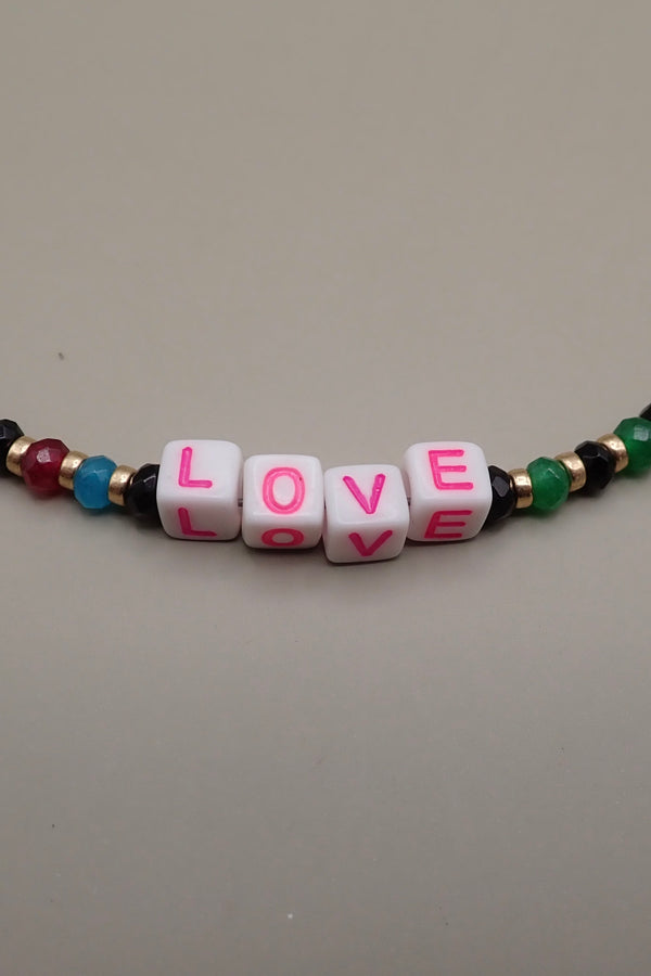 LOVE SHORT BEADED NECKLACE