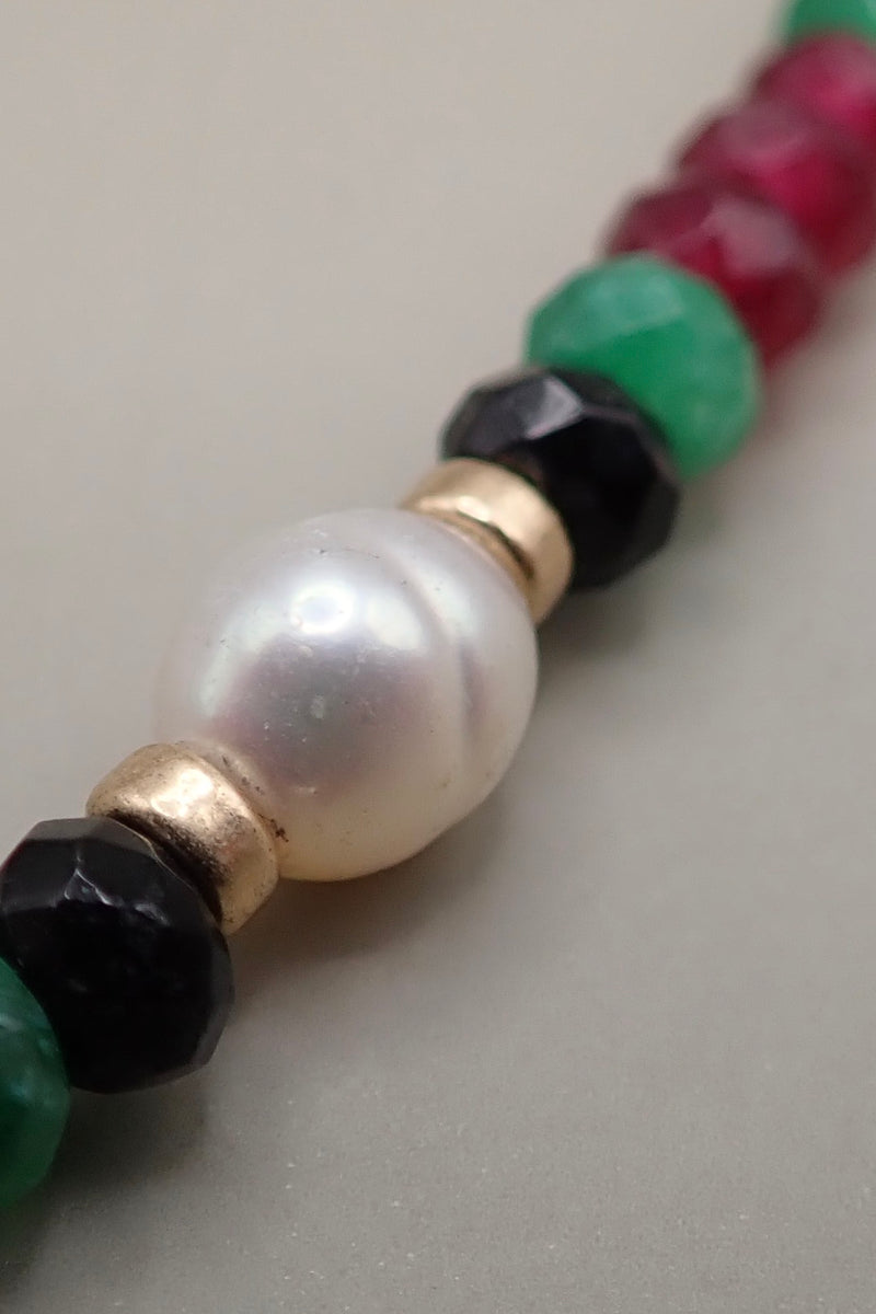 LOVE SHORT BEADED NECKLACE