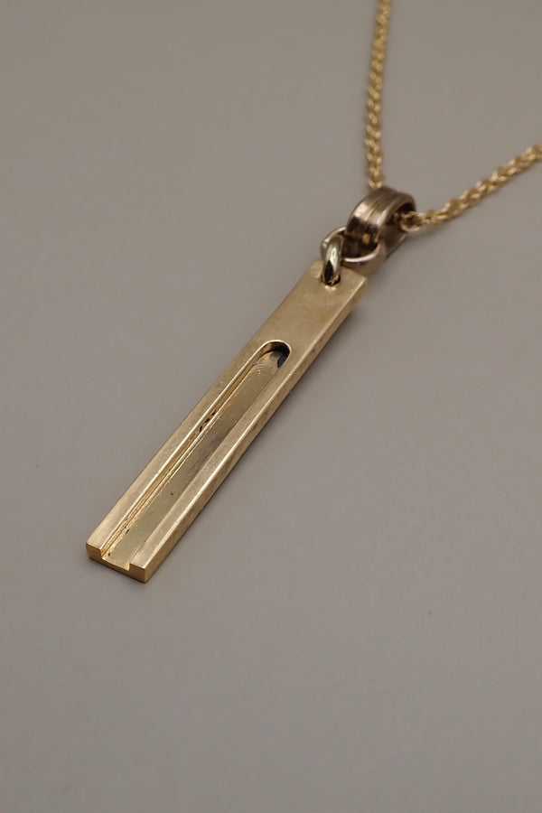 BAR TAG PENDANT