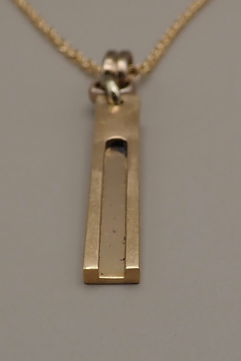 BAR TAG PENDANT