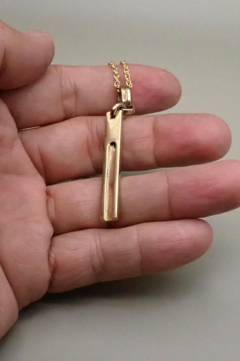 BAR TAG PENDANT