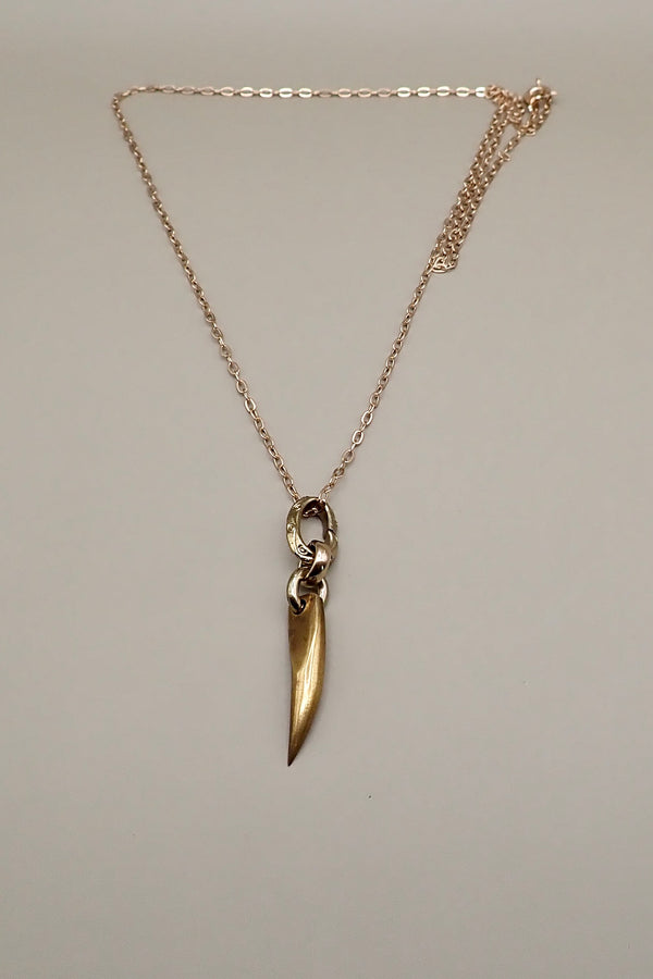 SHORT HORN PENDANT