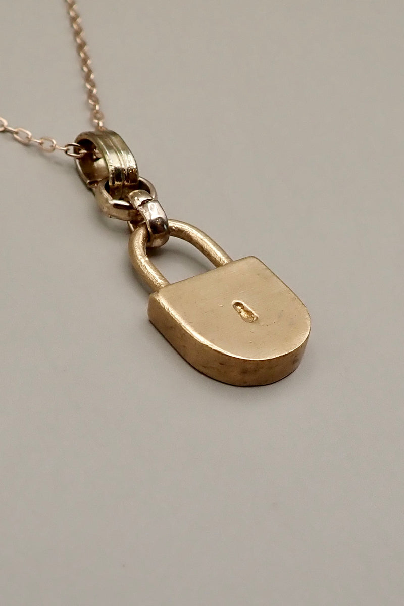 PADLOCK NECKLACE