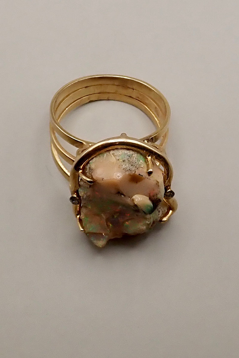 OPALS & DIAMONDS RING