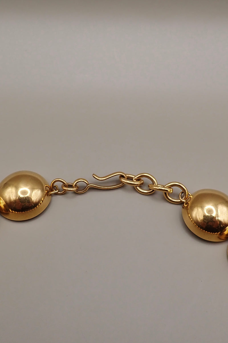 THE NECKLACE