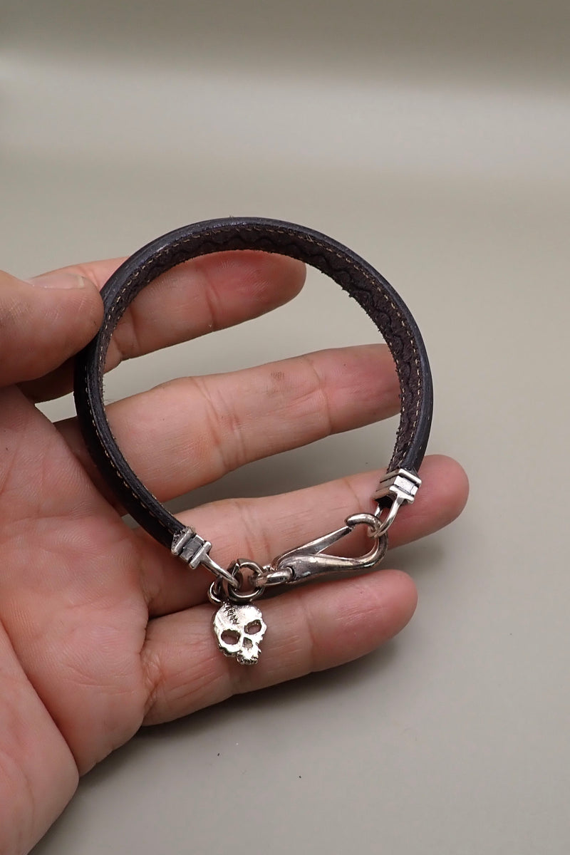 LEATHER STITCHED BRACELET