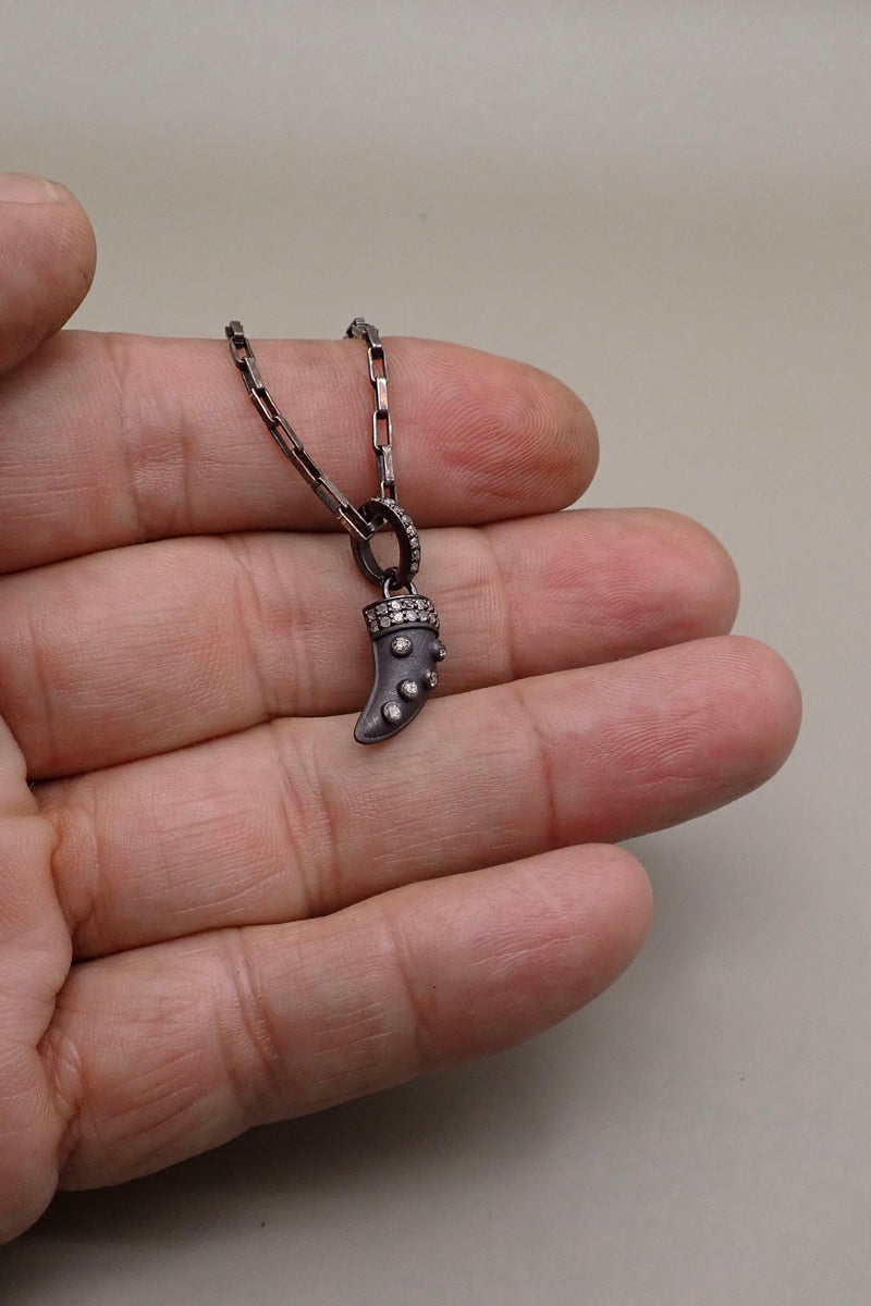 DIAMONDS HORN PENDANT
