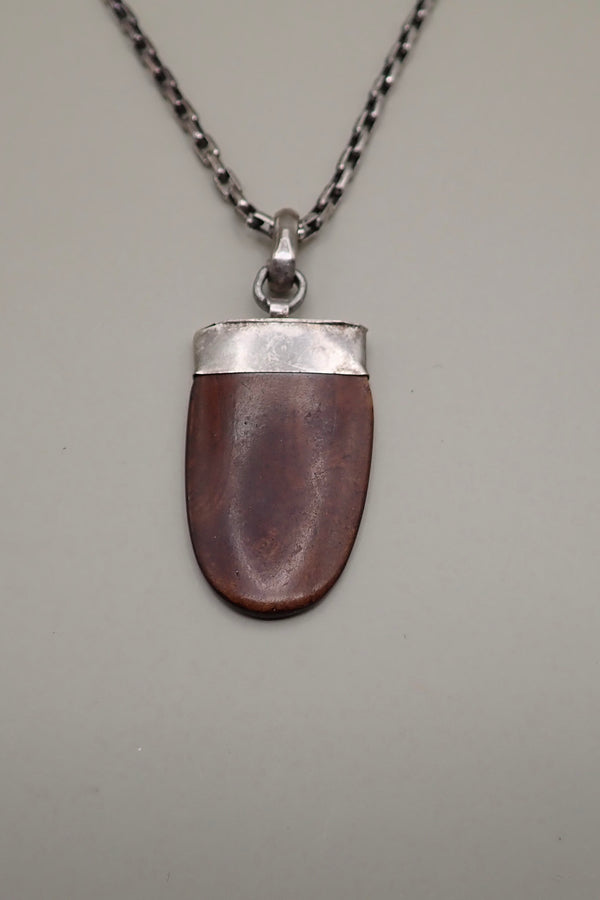 AMULET NECKLACE