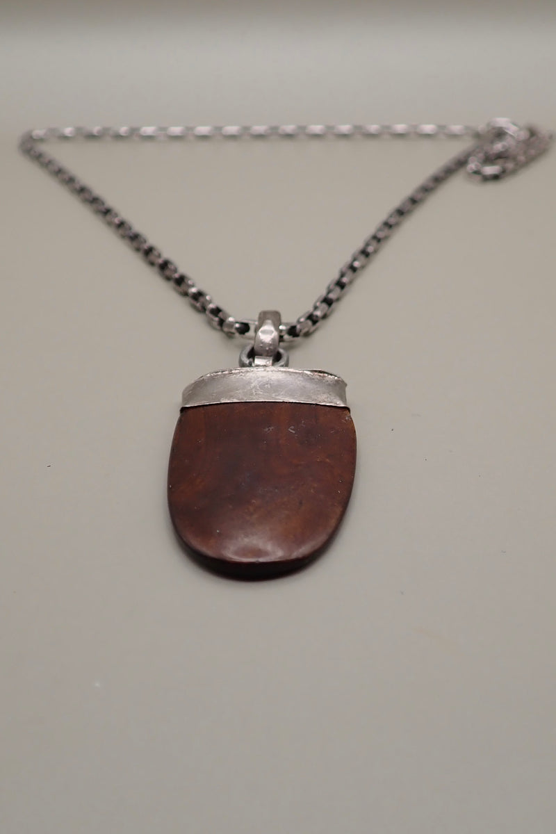 AMULET NECKLACE