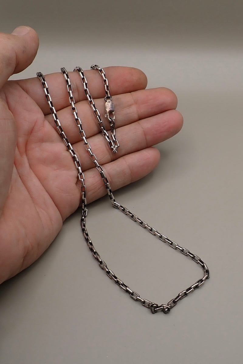 THICK ROLO SILVER CHAIN