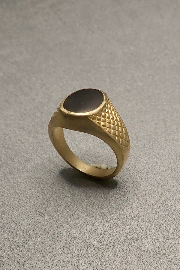 ONYX CIGAR 14 K GOLD RING