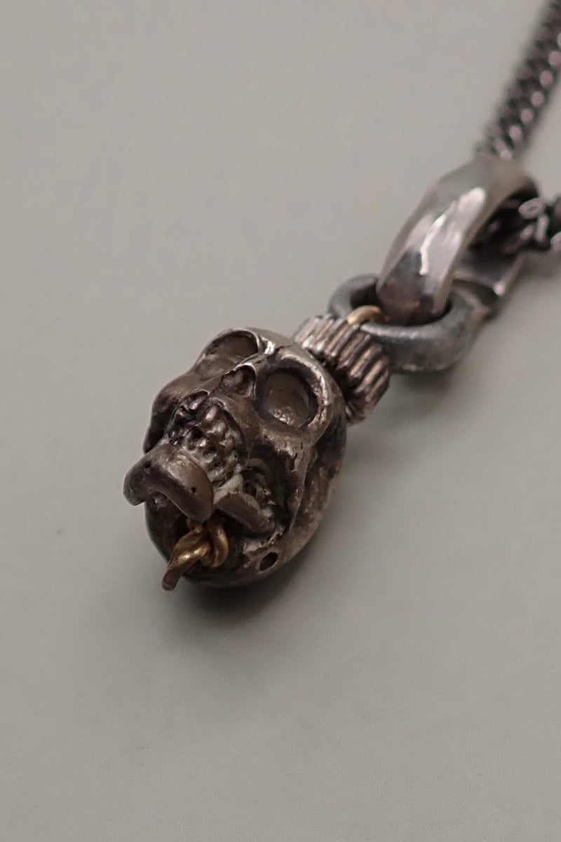 SILVER SKULL PENDANT