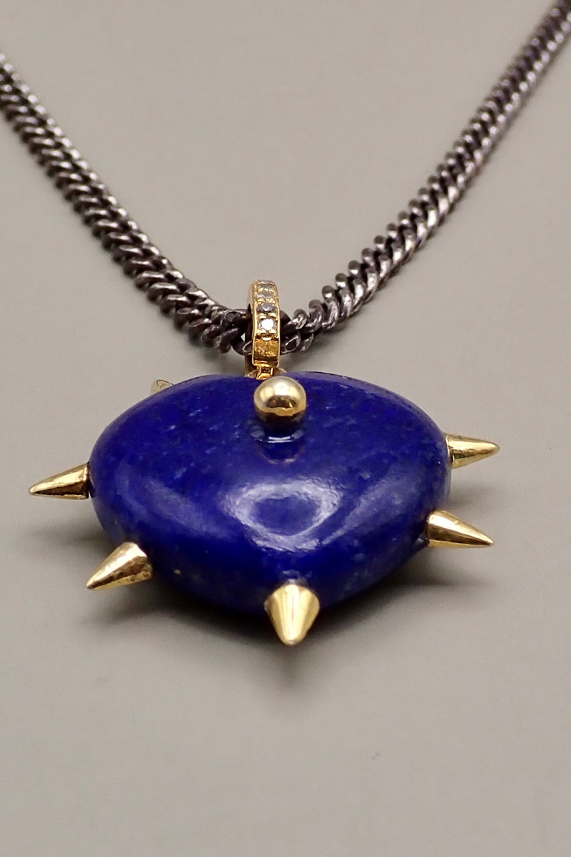 HEART & SIKES PENDANT NECKLACE