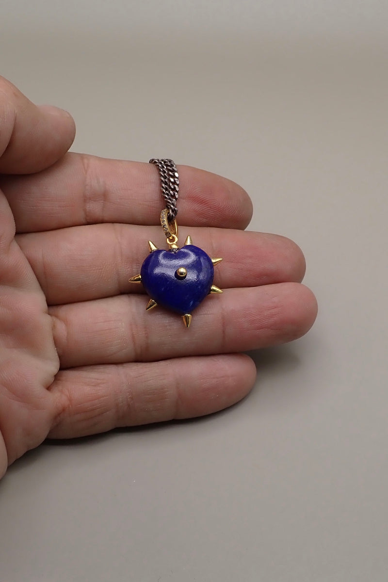 HEART & SIKES PENDANT NECKLACE