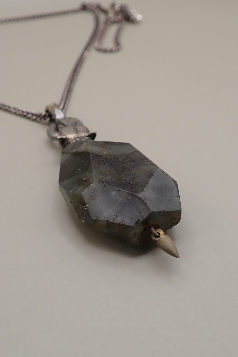LION HEAD LABRADORITE NECKLACE