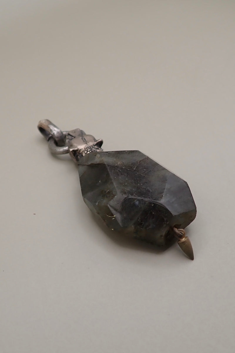 LION HEAD LABRADORITE PROTECTOR PENDANT