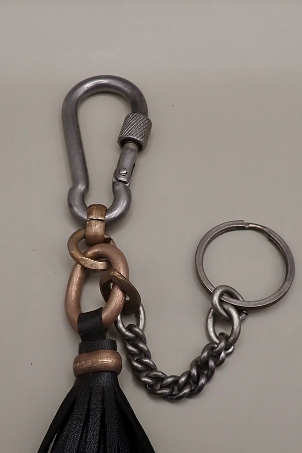 KEY CHAIN TASSEL