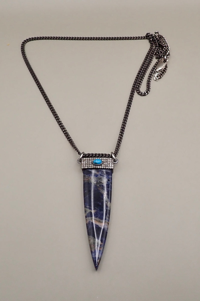BIG ARROW HEAD PENDANT NECKLACE