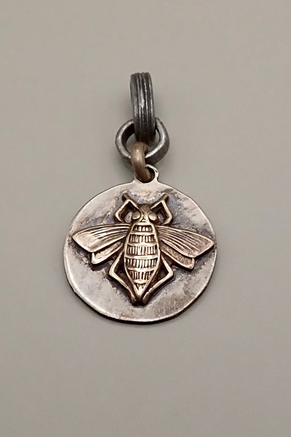 THE BEE PENDANT