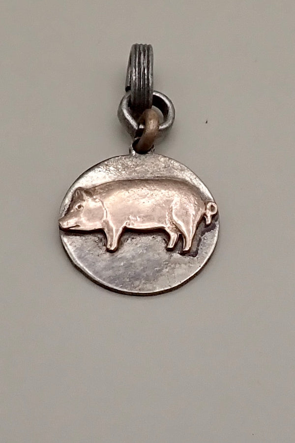 THE PIGGIE PENDANT