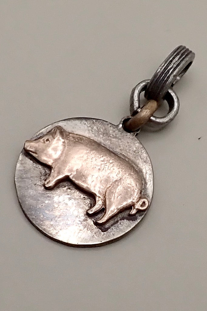 THE PIGGIE PENDANT