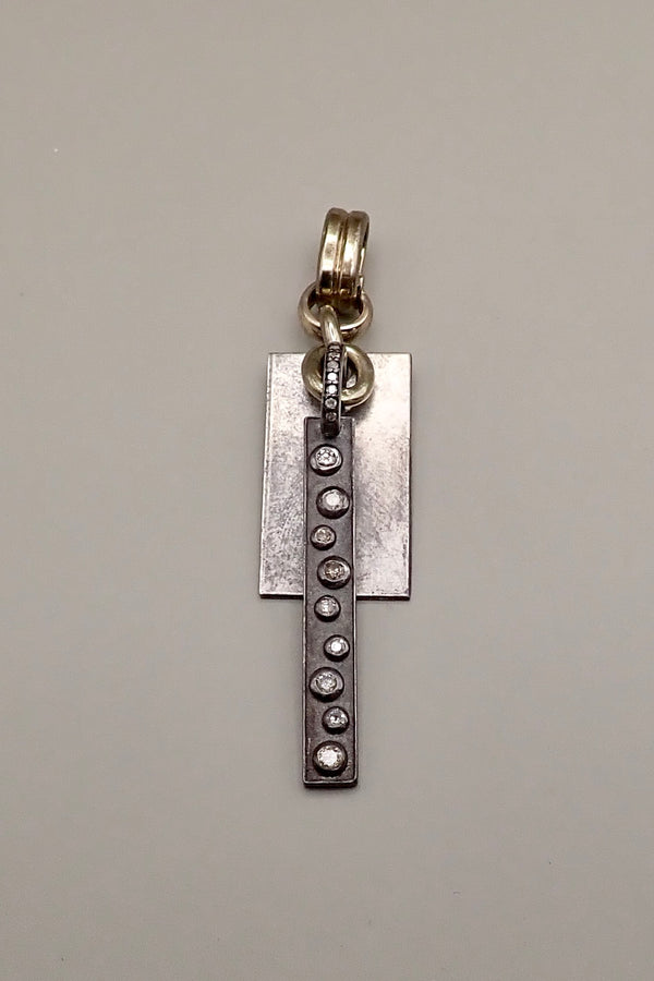 DIAMONDS STICK PENDANT