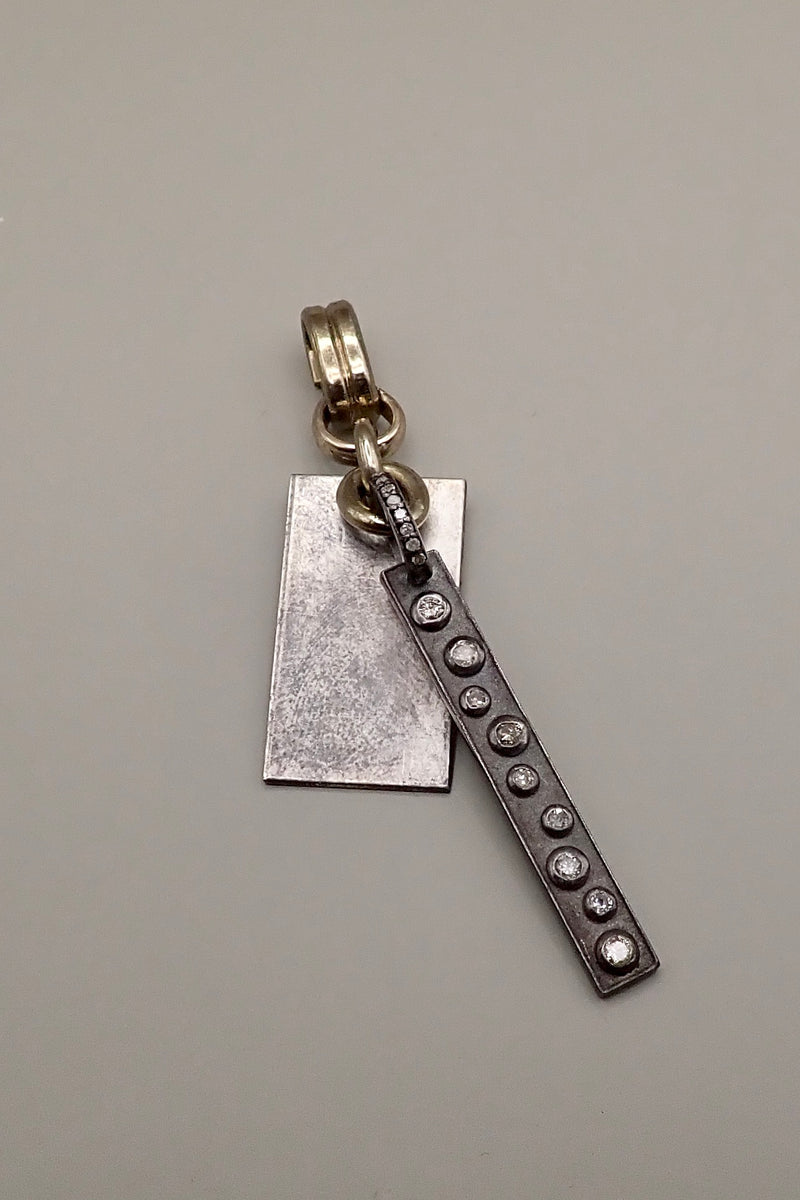DIAMONDS STICK PENDANT