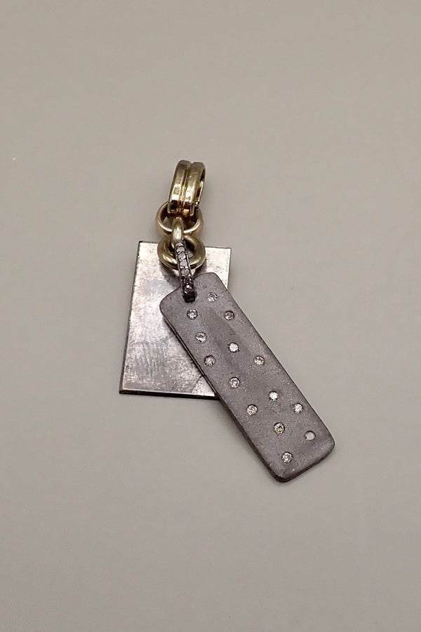 DIAMONDS RECTANGLE PENDANT