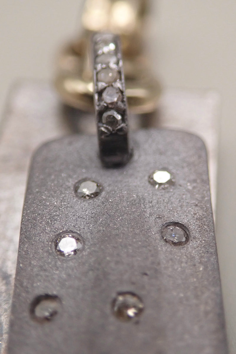 DIAMONDS RECTANGLE PENDANT