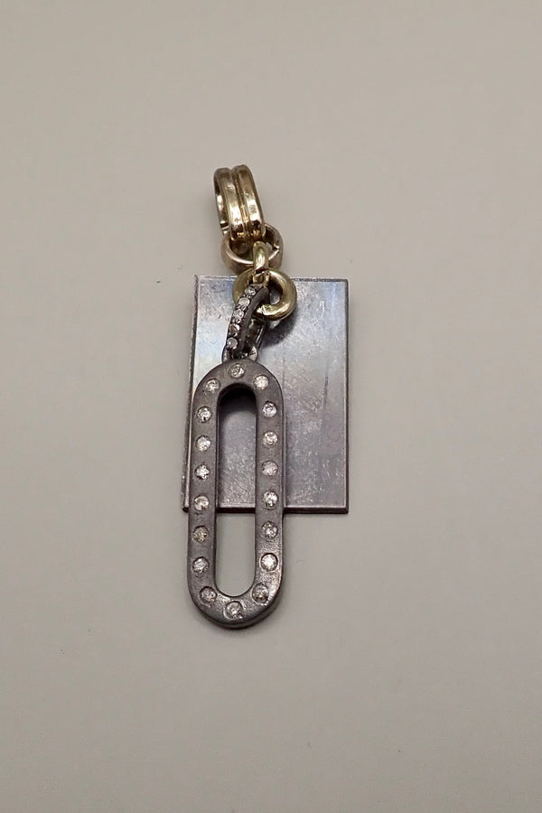 DIAMONDS INFINITY PENDANT