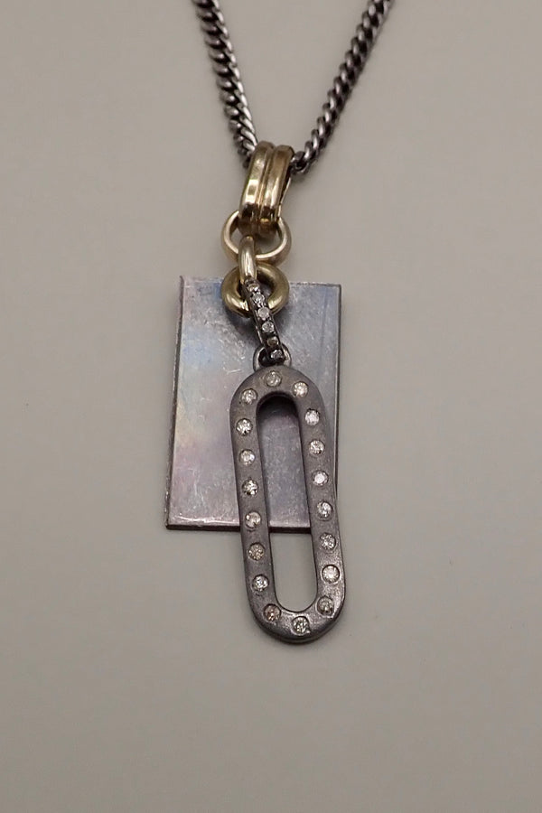 DIAMONDS INFINITY NECKLACE