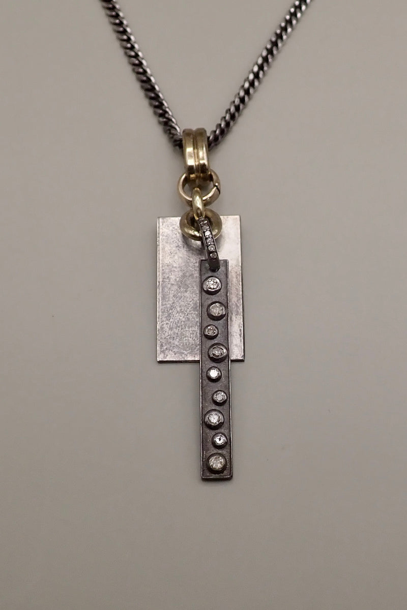 DIAMOND STICK NECKLACE