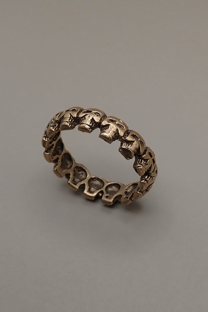 SKULL BAND RING