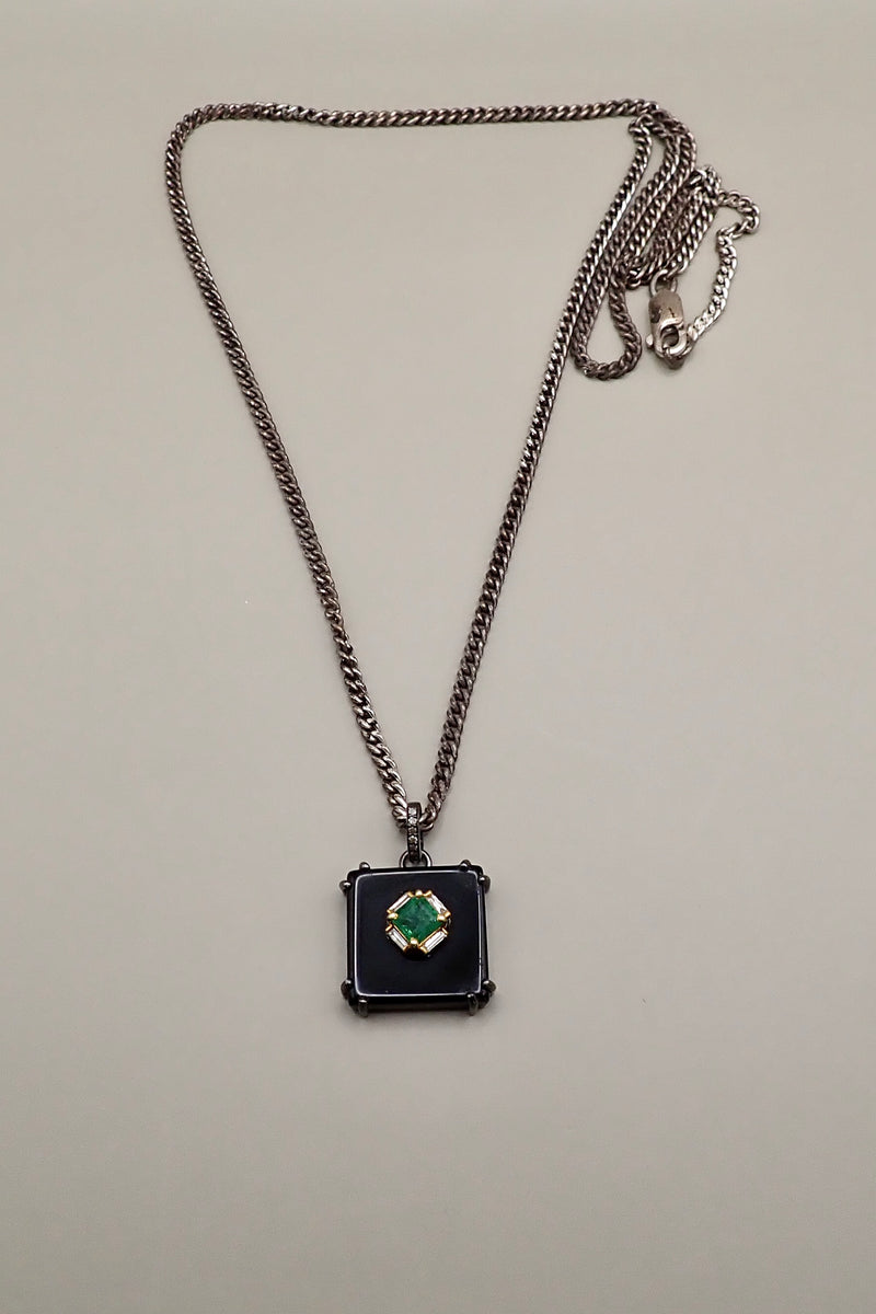 EMERALD DIAMOND PENDANT