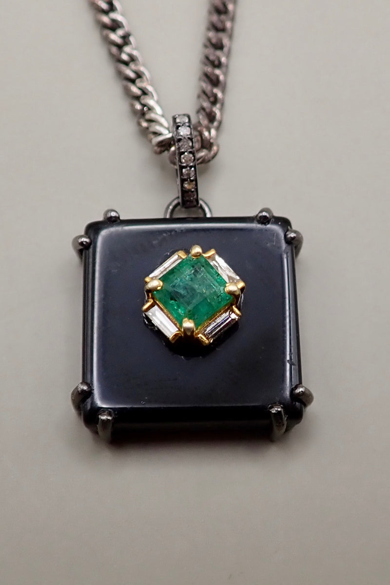 EMERALD DIAMOND PENDANT